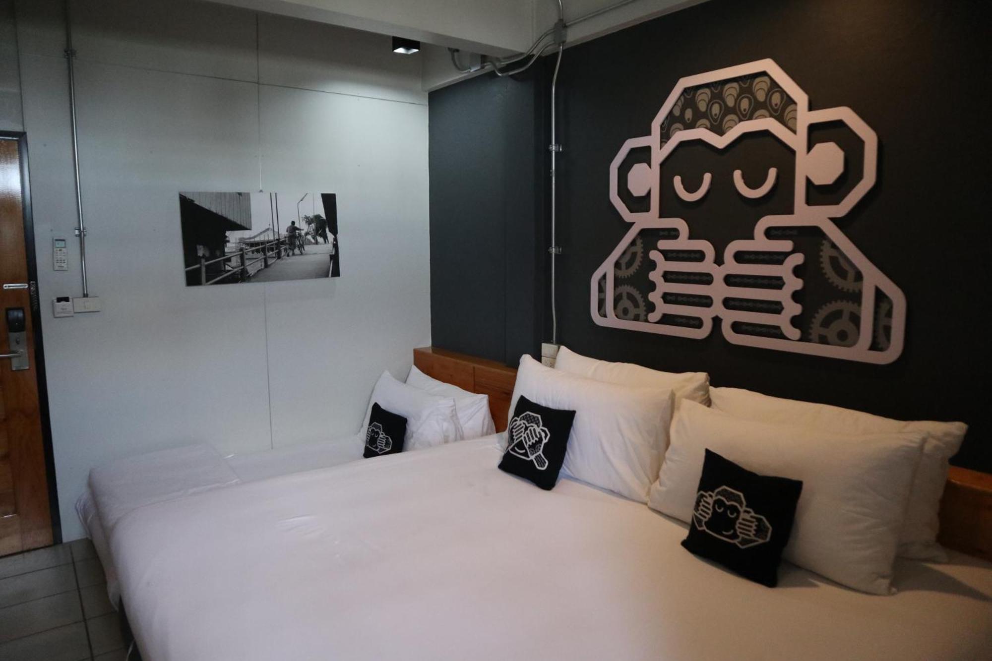 Blu Monkey Hub & Hotel Σούρατ Τανί Εξωτερικό φωτογραφία
